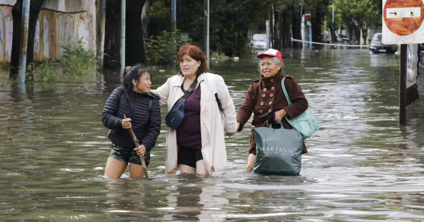 Inundaciones en GBA: las aguas y la política bajan turbias