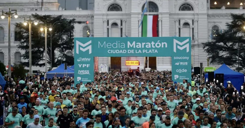 Se corrió la segunda edición de la media maratón de la Ciudad de La Plata