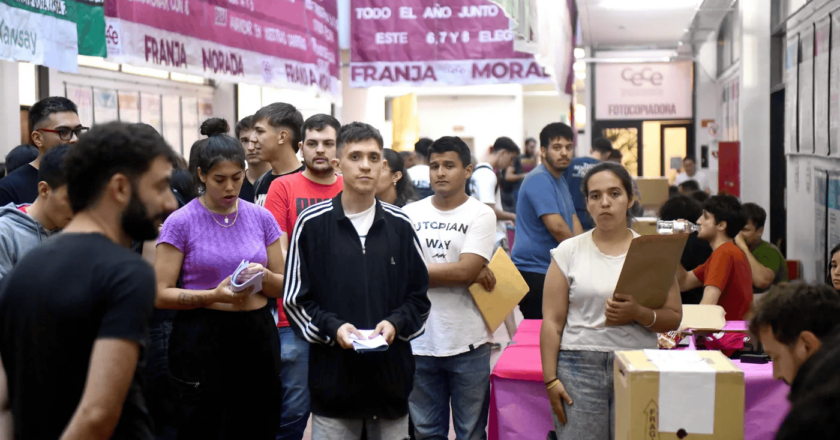 Arrancaron las elecciones en la UNLP y se define el reparto de poder estudiantil