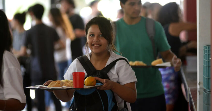 La UNLP fijó el precio del menú en el Comedor Universitario y busca que no aumente en todo 2025