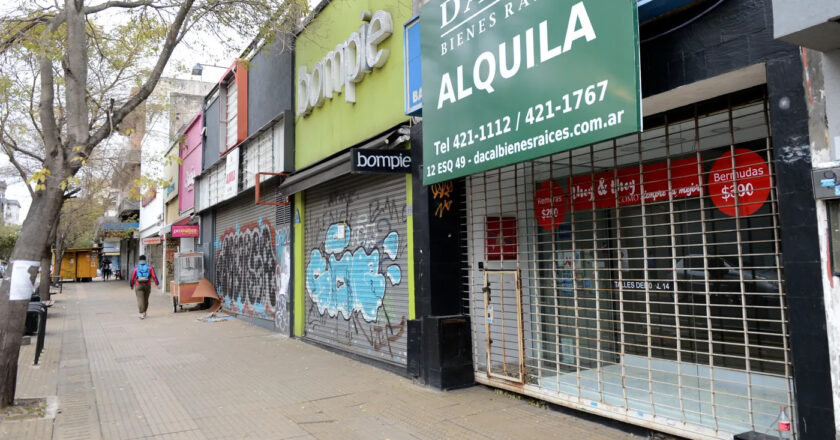 Un informe revela que en La Plata bajó la cantidad de comercios vacíos y en alquiler