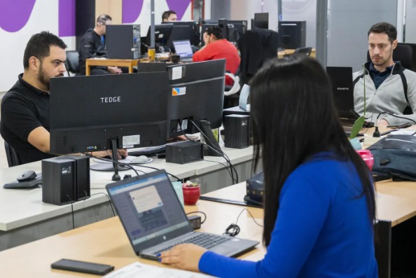 ¿Cuánto más cobrarán los trabajadores públicos de la provincia por tener títulos universitarios?