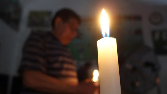 Varios barrios de La Plata sufrieron cortes de luz en medio de la ola polar
