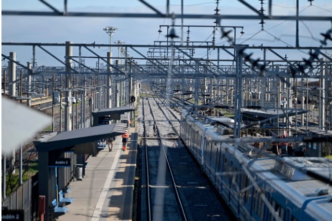 Tren Roca: la Defensoría Ciudadana reclamó una solución “urgente” para los platenses que usan el transporte