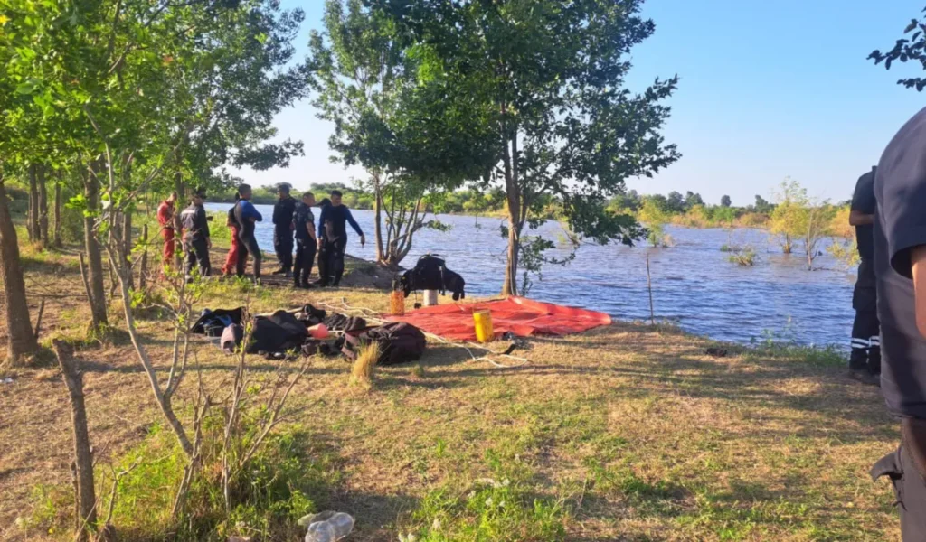 Tragedia en La Plata: un joven se arrojó a nadar a una cantera y murió ahogado