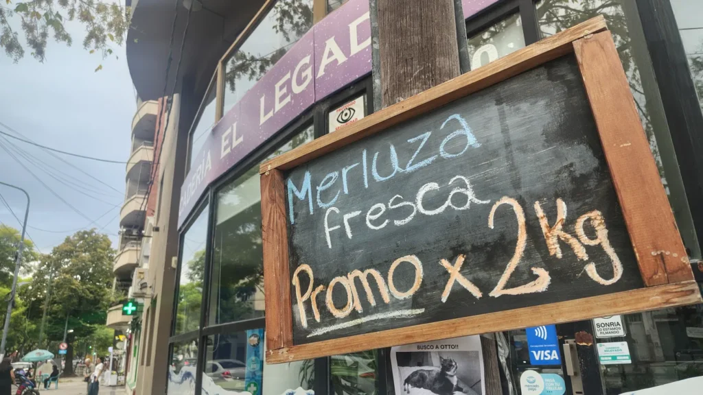 En la previa de Semana Santa: ¿cuánto cuesta el pescado en La Plata y cuánto aumentó desde 2025?