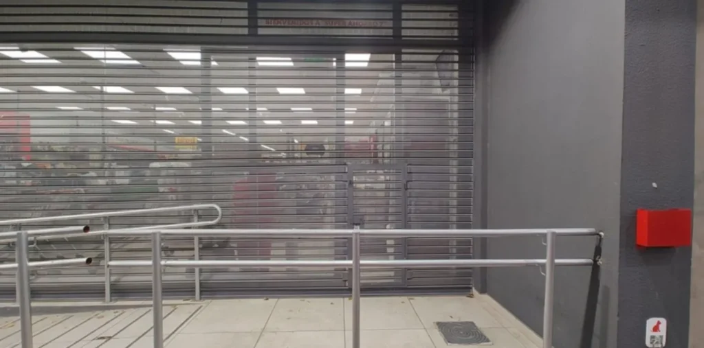 Clausuraron un supermercado Dia que tenía la habilitación vencida desde 2023