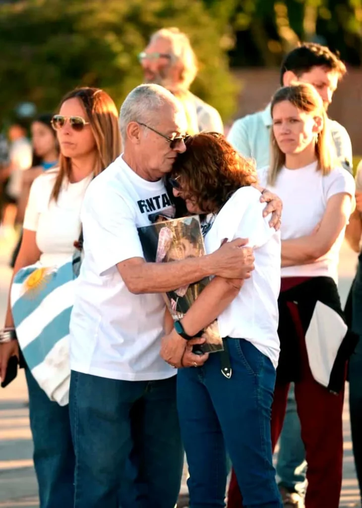 Las familias de las víctimas del fentanilo contaminado presentarán una ley de trazabilidad de medicamentos
