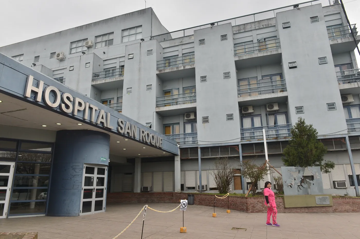 Denuncian que una conocida estación de servicio de La Plata sufre robos armados todas las semanas
