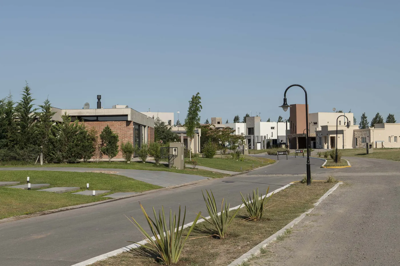 La Provincia creó un régimen especial para el cobro del agua que consumen los barrios cerrados