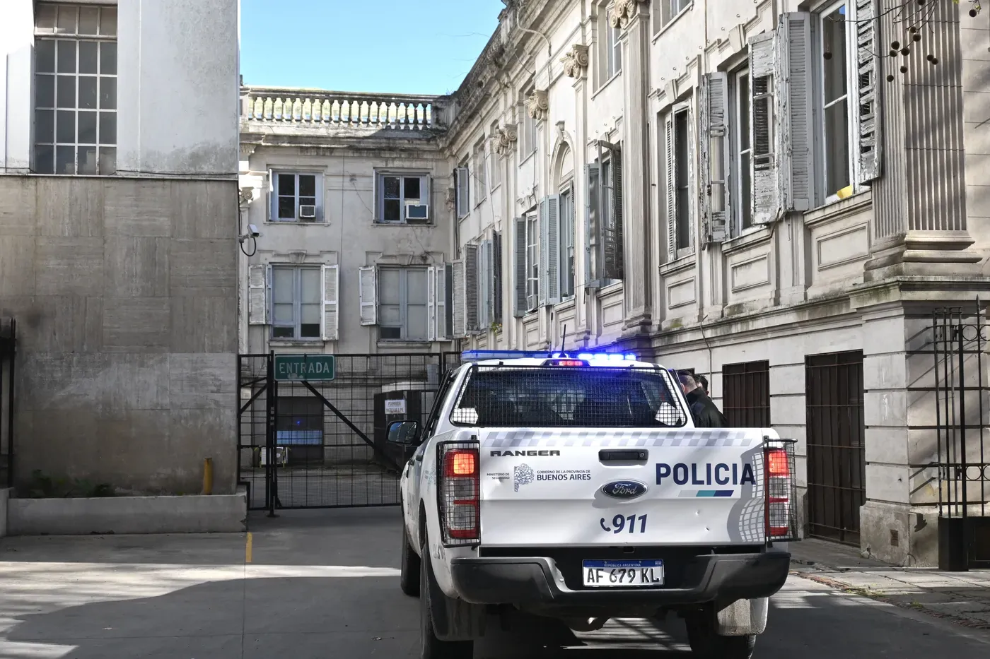 Le robaron la moto a un policía del estacionamiento de los Tribunales Penales de La Plata