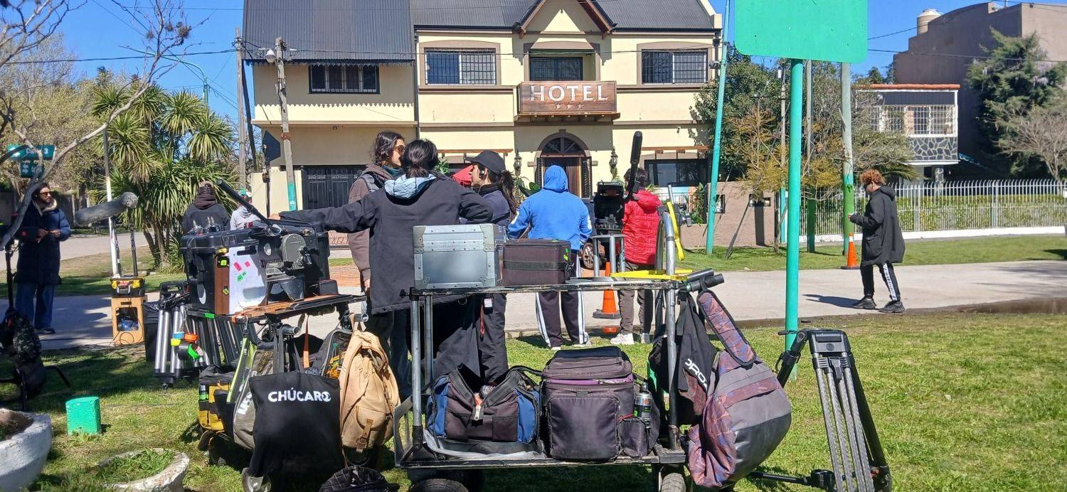 "En el barro" eligió nuevamente Punta Lara para grabar la tercera temporada: qué lugar usaron de "hotel" | El Dia