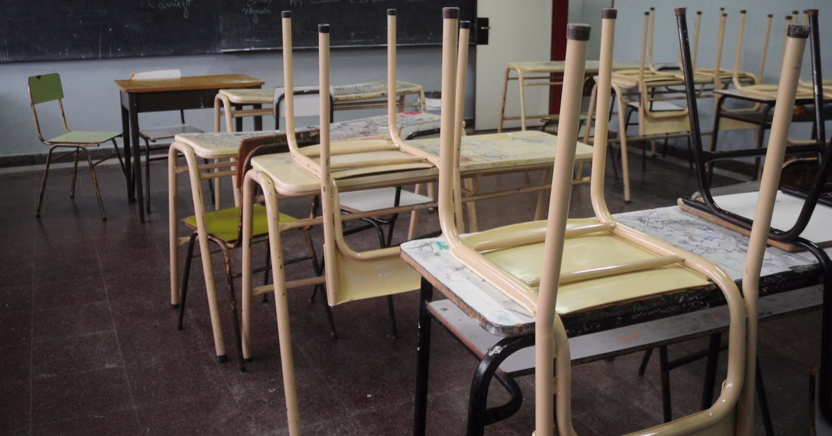 Convocan a un paro docente de 36 horas en Ensenada por los incidentes en la Escuela Mosconi