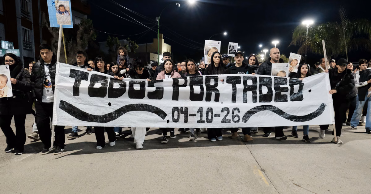 La familia del bebé que murió en un choque se movilizó en Punta Lara para renovar el pedido de justicia
