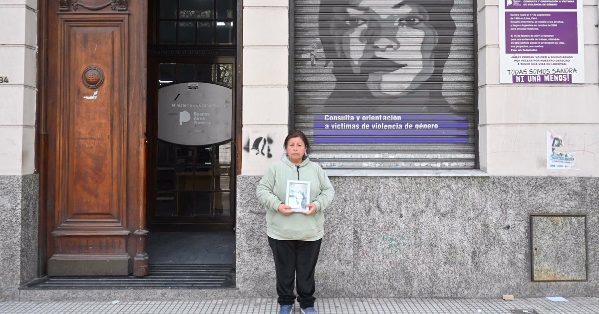 Habrá una concentración frente a la Casa Sandra Ayala Gamboa de La Plata para reclamar que no cierre
